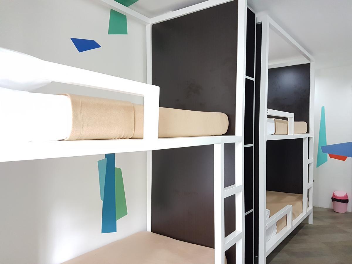 1521 Hostel Мактан Экстерьер фото