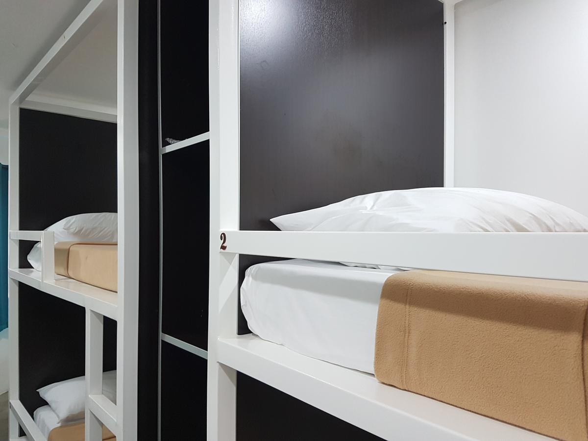 1521 Hostel Мактан Экстерьер фото